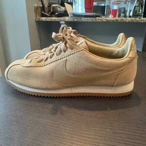 Nike Classic Cortez Suede Sneaker